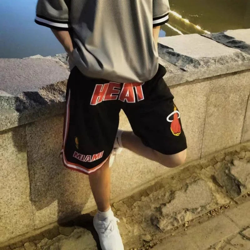 Fashion Embroidery Capris Sports Shorts For Men